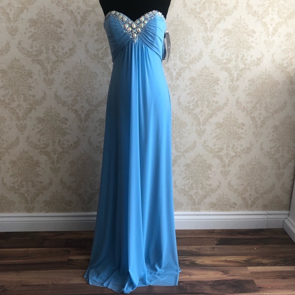 BNWT Alyce B’Dazzle floor length beaded gown